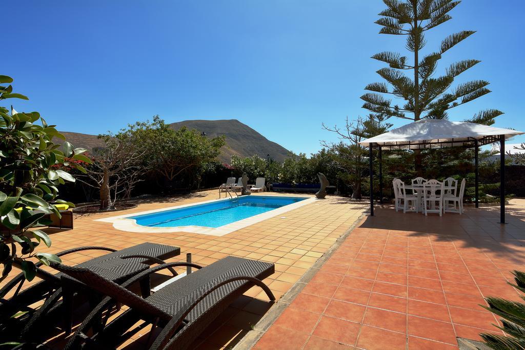 Villa Paradise Private Pool Yaiza By Pvl Buitenkant foto